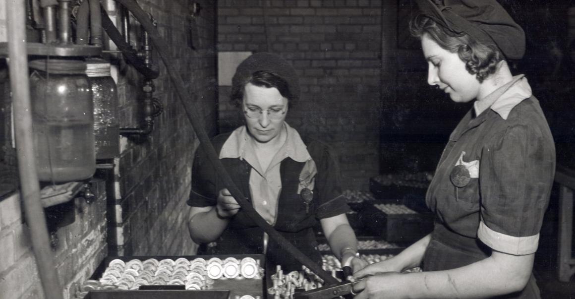 women working at the Sunshine factory in the mid 1900's